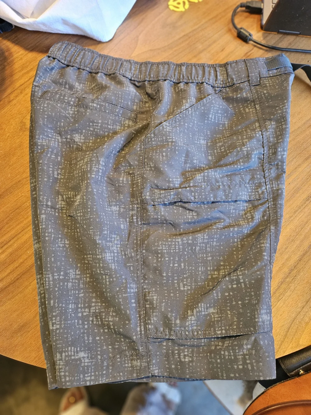 Uniqlo men grey